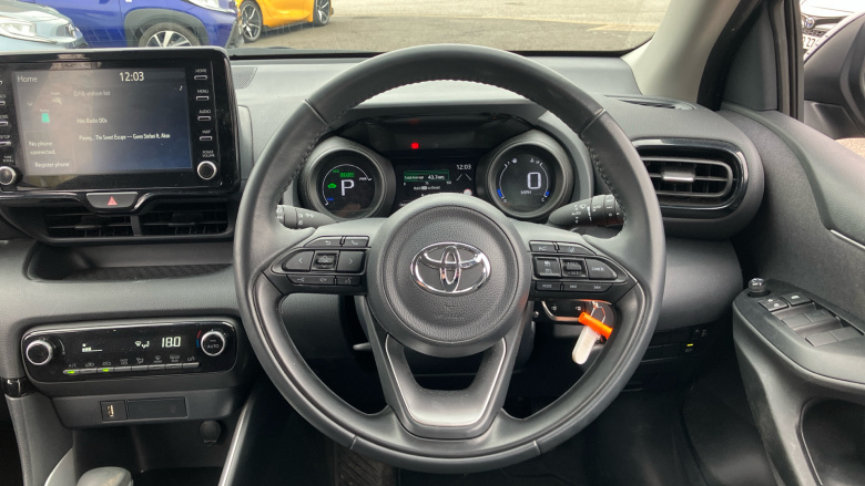 Toyota Yaris 1.5 Hybrid Design 5dr CVT Hybrid Hatchback